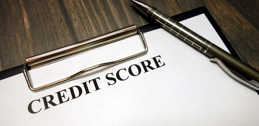 Which factors affect credit scores?